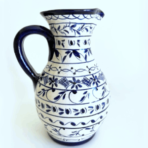 Jarra para água em cerâmica vermelha